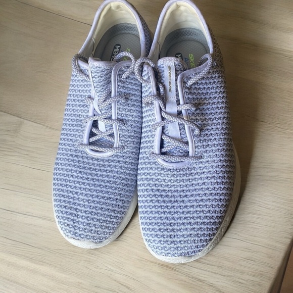 Skechers Knit Sneakers Air-Cooled memory Foam Grey/White Lace Up Men’s Size 11 - Picture 7 of 8